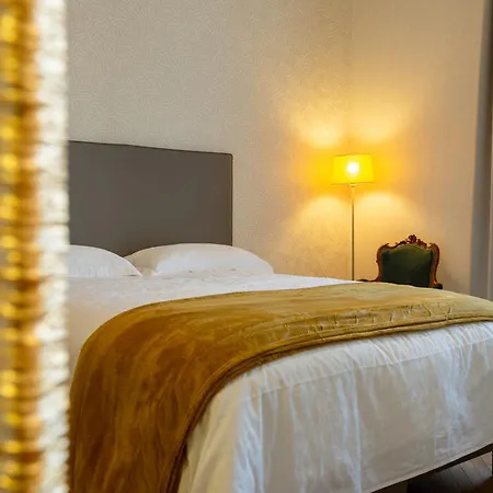 Elegance And Style Near St Peter's Apartamento