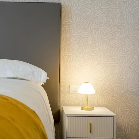 Apartment Elegance And Style In The Heart Of *