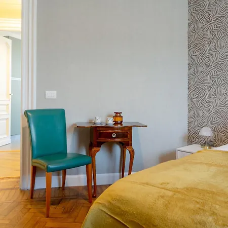 Elegance And Style In The Heart Of Apartment