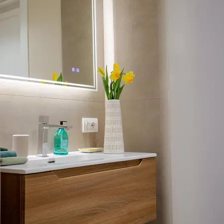 Apartment Elegance And Style In The Heart Of *