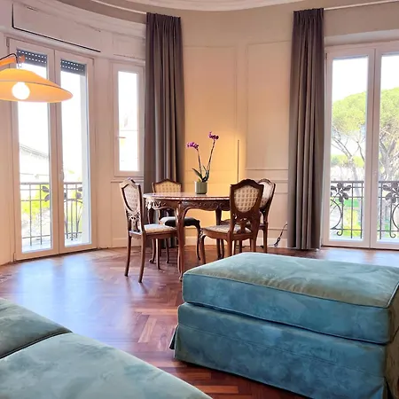 Elegance And Style In The Heart Of *